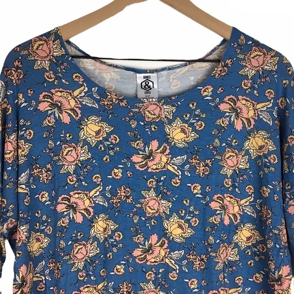 AGNES & DORA Dolman Tunic Top Blue Floral For the Love Cornflower Size Small NWT - Picture 3 of 11